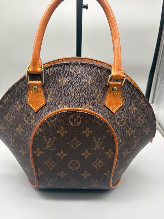 Louis Vuitton Handbags - Louis Vuitton Ellipse PM Monogram Canvas Handbag USA Made Vintage